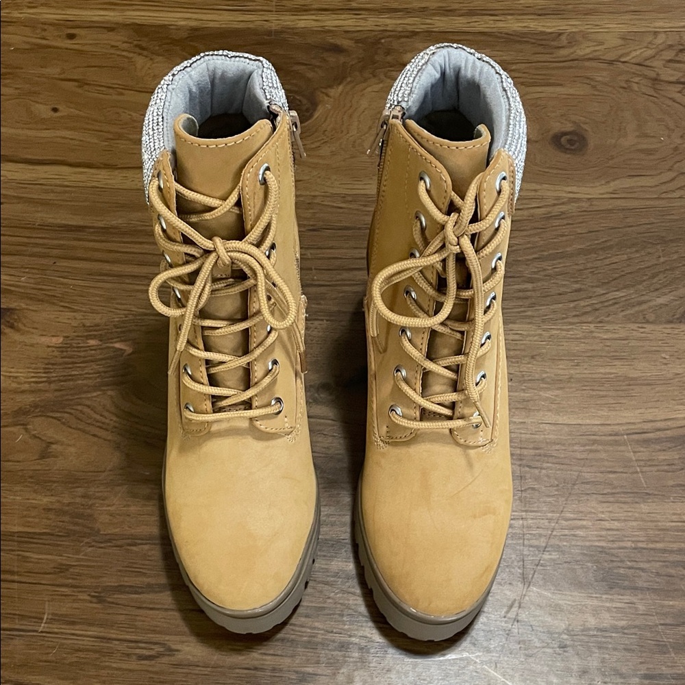 Wild Pair tan high-heel combat boots with crystal trim, size 7, NWOT